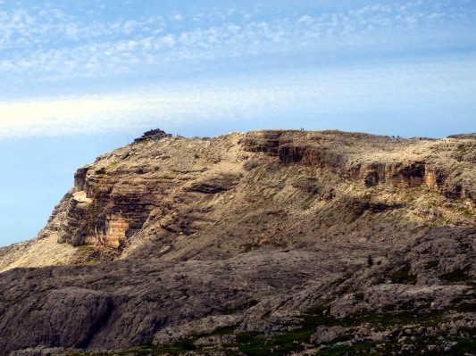 Gipfel des Nuvolau mit Hütte (02.07.2011)