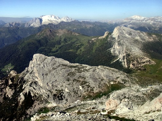 Blick vom Lagazuoi auf Hexenstein, Col di Lana, Marmolata, Set Sass und Boe ( 01.07.2011)