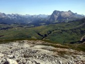 Blick vom Schlerngipfel auf die Seiser Alm und zur Langkofel-Gruppe (28.06.2011)