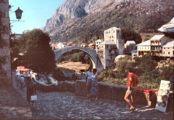 Alte Brücke von Mostar (31.07.1990)