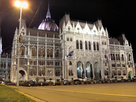 Parlament bei Nacht (11.09.2009)